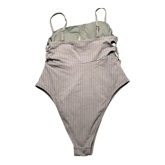 NWOT Shade & Shore Women’s Square Neck Strappy Side Ribbed One-Piece Swimsuit XL - Picture 4 of 6